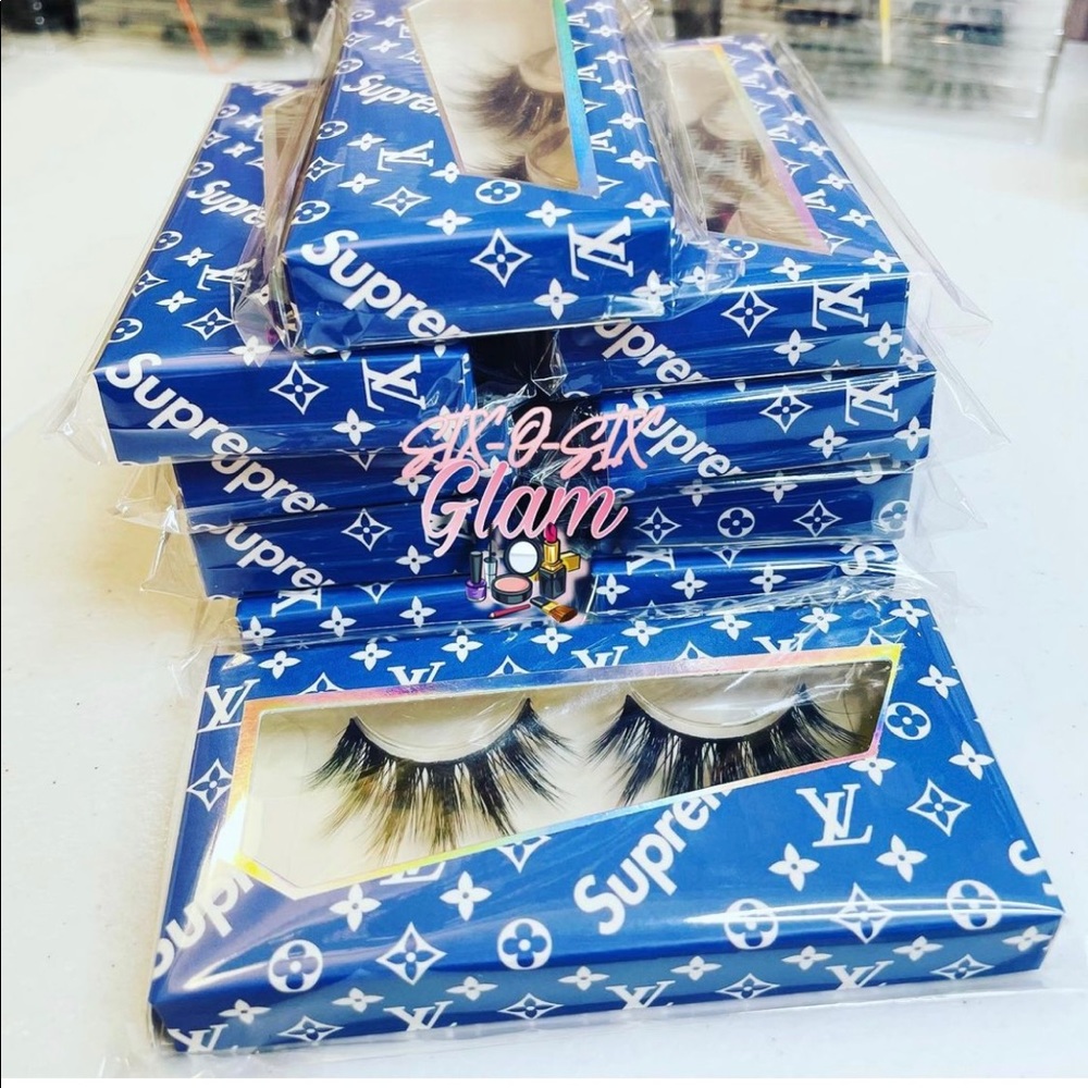 Wholesale Eyelashes Blue Box 10 Count
